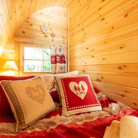Cabane En Bois Avec Bain Nordique Asnieres-sur-Vegre エクステリア 写真