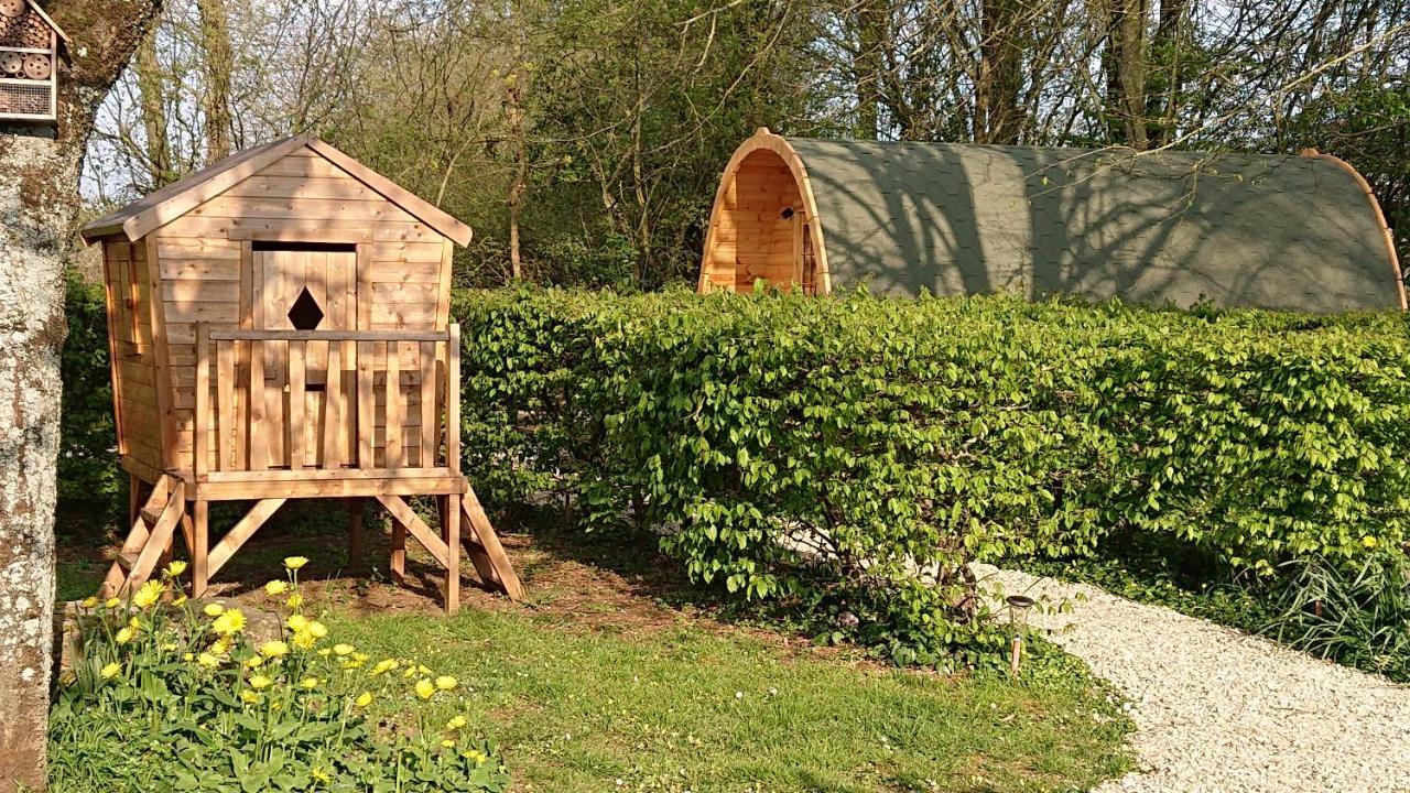 Cabane En Bois Avec Bain Nordique Asnieres-sur-Vegre エクステリア 写真